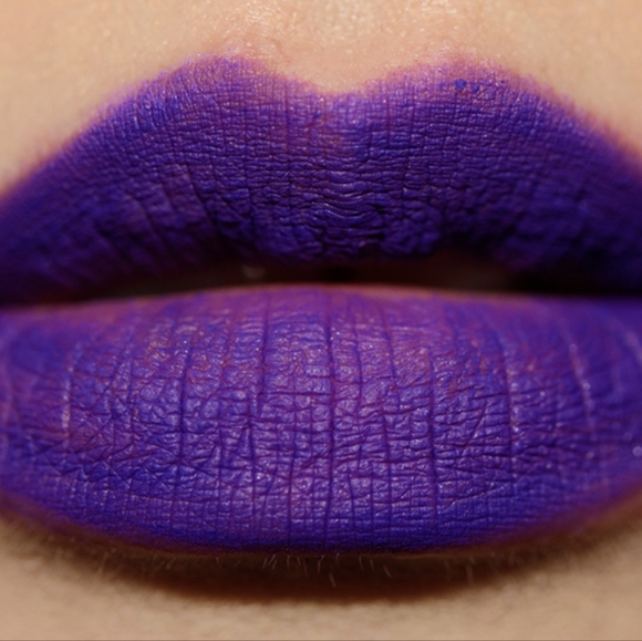 ❇️🧚‍♀️ROXY Kat Von D DISCONTINUED Everlasting Lipliner NWT - Picture 2 of 8